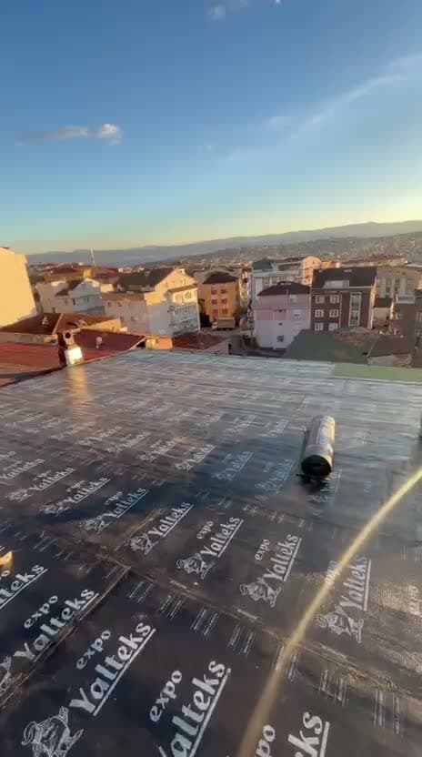 Düz çatıda membran su yalıtımı uygulaması